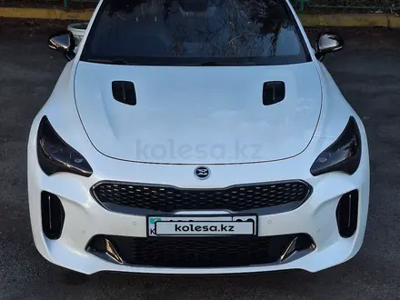 Kia Stinger 2018 года за 13 000 000 тг. в Алматы – фото 2