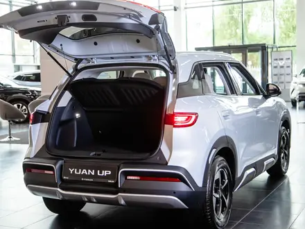 BYD Yuan Up Flagship 2026 года за 9 990 000 тг. в Костанай – фото 38
