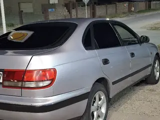 Toyota Carina E