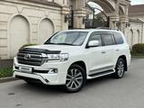 Toyota Land Cruiser 2017 года за 34 000 000 тг. в Алматы