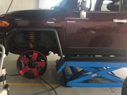 Диски с покрышкой за 700 000 тг. в Астана – фото 4