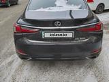 Lexus ES 350 2023 годаүшін27 500 000 тг. в Актобе – фото 2