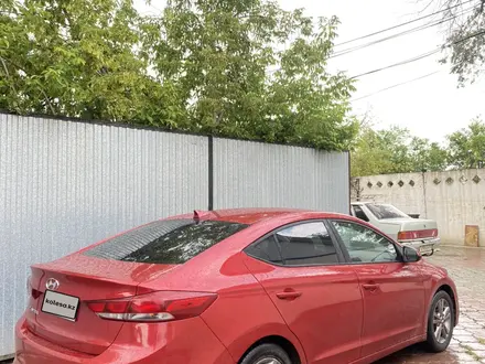 Hyundai Elantra 2016 года за 4 600 000 тг. в Актобе – фото 3