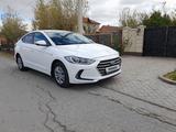 Hyundai Elantra 2018 годаfor7 500 000 тг. в Кызылорда – фото 2