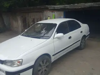 Toyota Carina E