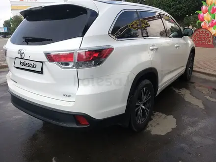 Toyota Highlander 2016 года за 15 000 000 тг. в Уральск – фото 2