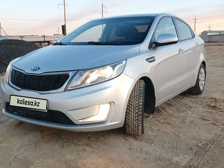 Kia Rio 2015 года за 3 500 000 тг. в Атырау – фото 2