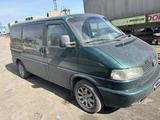 Volkswagen Multivan 1997 года за 4 700 000 тг. в Караганда – фото 3