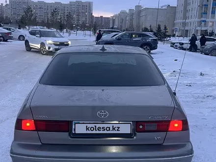 Toyota Camry 1998 года за 4 050 000 тг. в Астана – фото 4