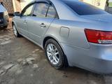 Hyundai Sonata 2007 года за 3 000 000 тг. в Атырау – фото 2