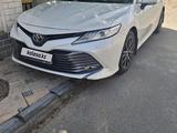 Toyota Camry 2019 года за 11 500 000 тг. в Тараз – фото 2