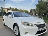 Lexus ES 350 2014 года за 11 200 000 тг. в Алматы – фото 4