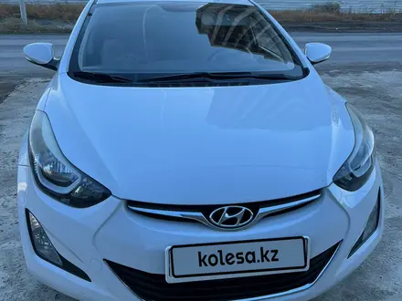 Hyundai Elantra 2015 года за 7 000 000 тг. в Атырау – фото 5