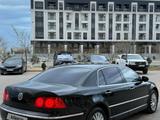 Volkswagen Phaeton 2006 года за 8 000 000 тг. в Актау – фото 2