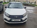 ВАЗ (Lada) Granta 2190 2018 годаfor3 100 000 тг. в Астана – фото 2