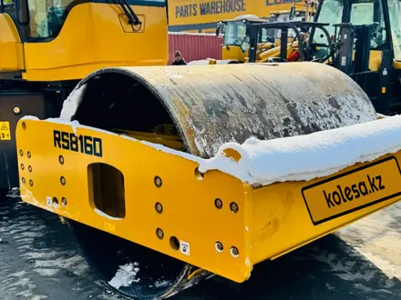 SDLG  Дорожный каток RS8160 2026 года за 24 720 000 тг. в Алматы – фото 9