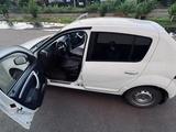 Renault Sandero 2014 года за 2 900 000 тг. в Уральск – фото 4