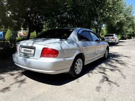 Hyundai Sonata 2002 года за 2 400 000 тг. в Шымкент – фото 6