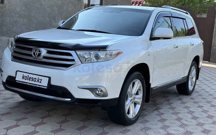 Toyota Highlander 2013 годаfor14 000 000 тг. в Шымкент