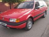 Volkswagen Passat 1993 годаүшін1 450 000 тг. в Есик