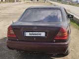 Mercedes-Benz C 180 1994 года за 330 000 тг. в Шымкент – фото 3