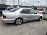 Mercedes-Benz E 320 2000 года за 4 000 000 тг. в Шымкент – фото 4