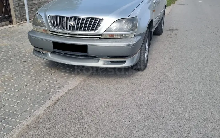 Toyota Harrier 1998 годаүшін4 400 000 тг. в Алматы