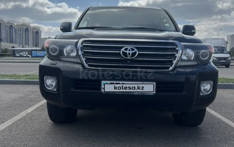 Toyota Land Cruiser 2014 года за 24 000 000 тг. в Астана