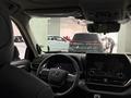 Toyota Highlander Prestige 2025 года за 29 000 000 тг. в Астана – фото 3