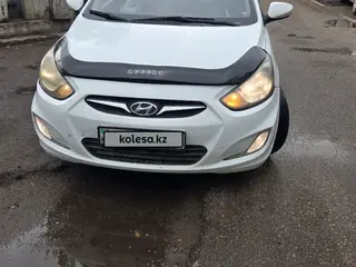 Hyundai Accent, 2013