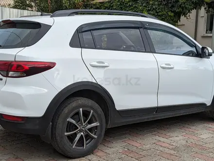 Kia Rio X-Line 2019 года за 8 100 000 тг. в Уральск – фото 5