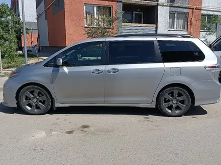 Toyota Sienna 2016 года за 13 500 000 тг. в Алматы – фото 13