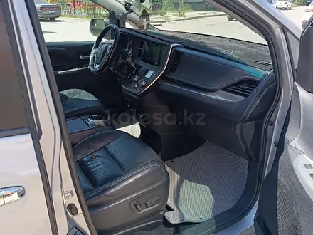 Toyota Sienna 2016 года за 13 500 000 тг. в Алматы – фото 4