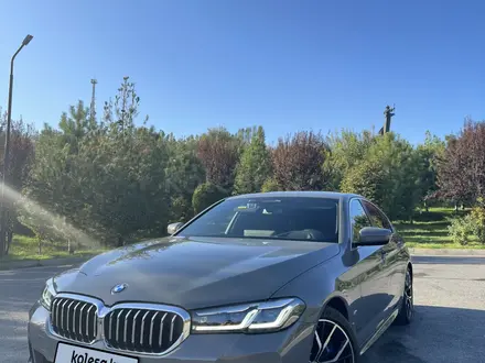 BMW 530 2021 года за 27 500 000 тг. в Шымкент – фото 16