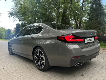 BMW 530 2021 года за 27 500 000 тг. в Шымкент – фото 8