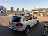 Volkswagen Touareg 2005 годаүшін4 000 000 тг. в Астана – фото 2