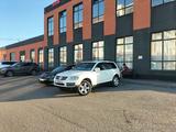 Volkswagen Touareg 2005 года за 4 000 000 тг. в Астана