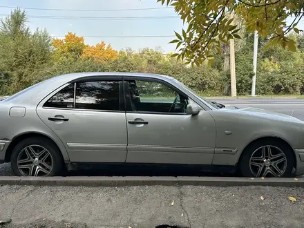 Mercedes-Benz E 280 1996 года за 2 200 000 тг. в Алматы – фото 7