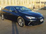 Toyota Camry 2016 года за 7 600 000 тг. в Уральск – фото 5