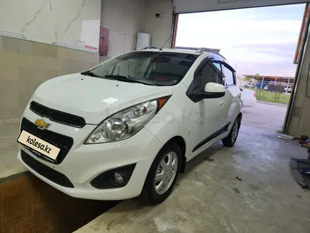 Chevrolet Spark 2010 года за 3 880 000 тг. в Шымкент – фото 3