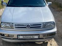 Volkswagen Vento 1992 года за 700 000 тг. в Шымкент