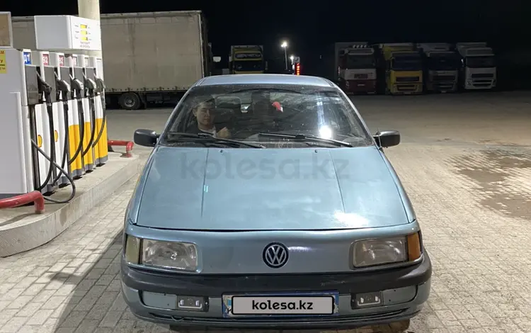 Volkswagen Passat 1992 годаfor850 000 тг. в Кордай