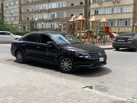 Volkswagen Passat 2014 года за 3 200 000 тг. в Актау – фото 4