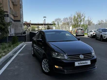 Volkswagen Polo 2015 года за 5 900 000 тг. в Алматы – фото 4