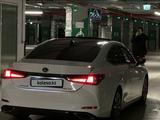 Lexus ES 350 2019 года за 24 000 000 тг. в Астана – фото 2