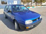 Volkswagen Golf 1994 года за 2 790 000 тг. в Костанай – фото 3