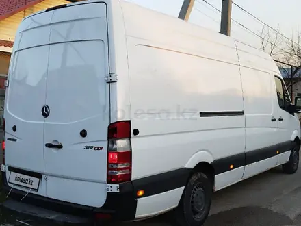 Mercedes-Benz Sprinter 2010 года за 12 000 000 тг. в Алматы – фото 2