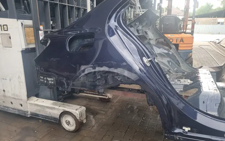 Задние крылья на Мерседес W205 за 450 000 тг. в Алматы