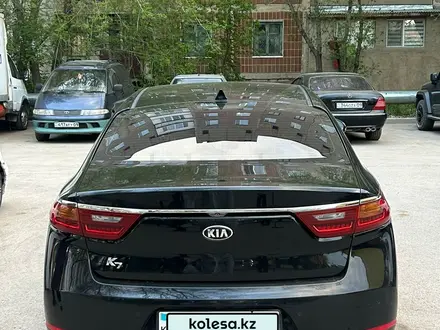 Kia K7 2016 года за 7 600 000 тг. в Караганда – фото 2