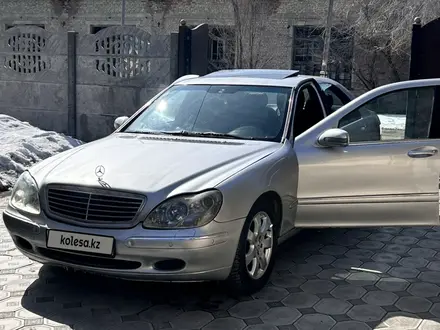 Mercedes-Benz S 320 2001 года за 2 700 000 тг. в Алматы – фото 17